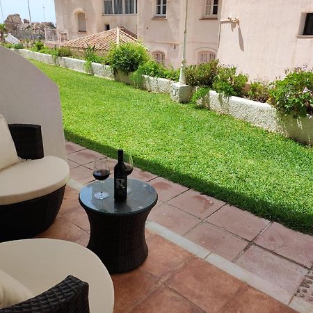 1 Bedroom Beachfront Apartment At Torecilla Beach 네르하 외부 사진