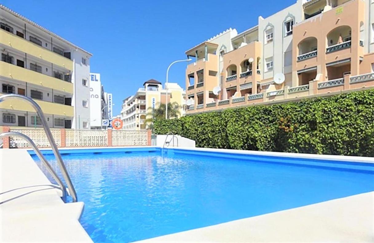 1 Bedroom Beachfront Apartment At Torecilla Beach 네르하 외부 사진